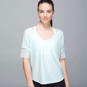 Lululemon - Perforated Mesh Tee - Sea Mint